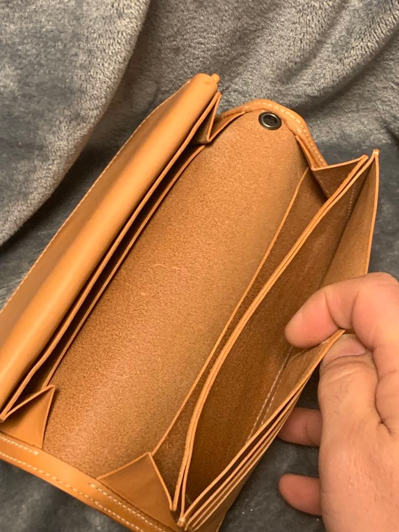 オール栃木レザー製の長財布