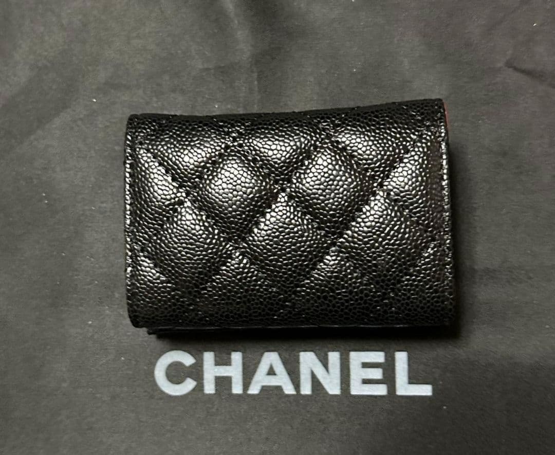 シャネル　コンパクト財布　ノベルティ