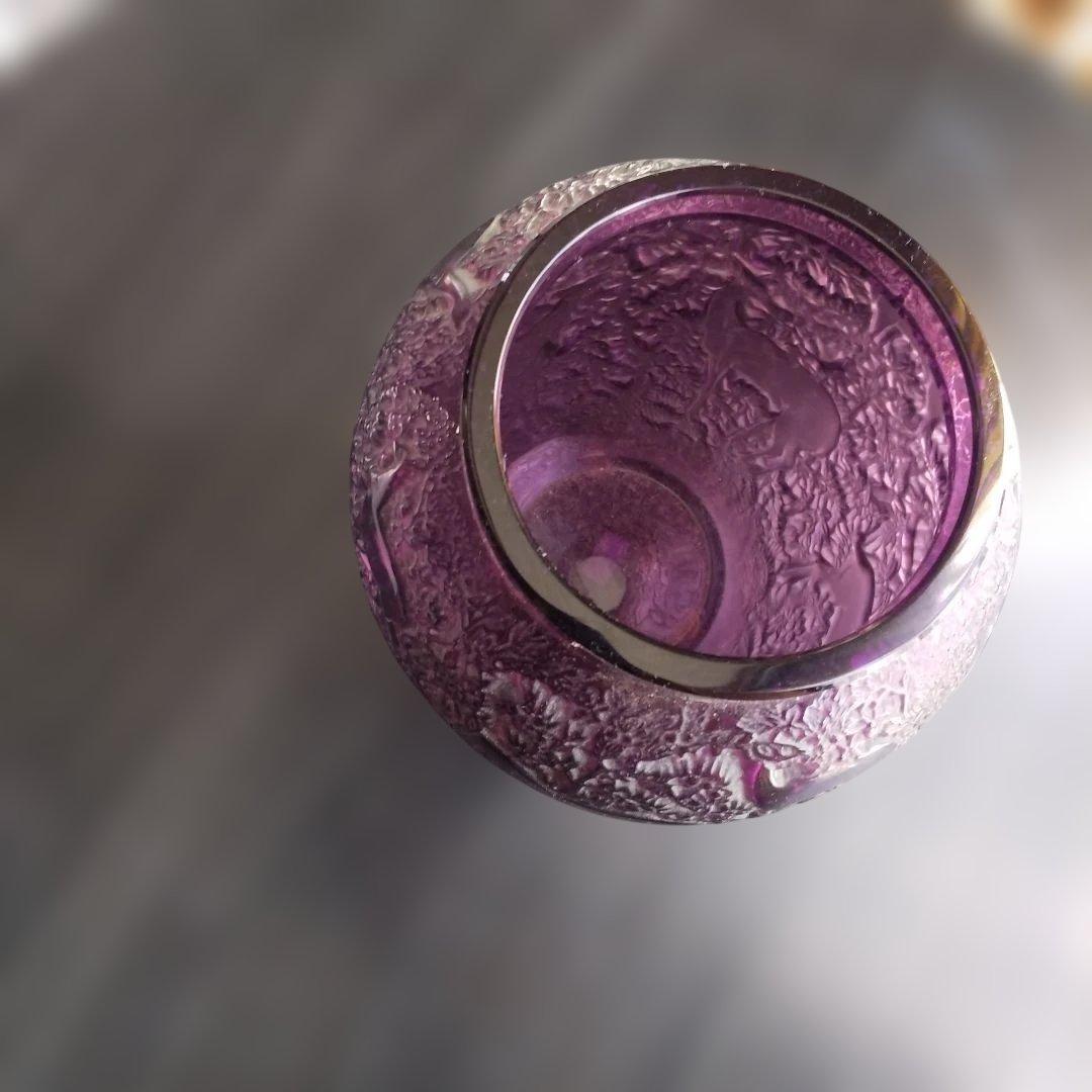 ラリツク ラリツク 紫色の動物彫刻ガラス花瓶