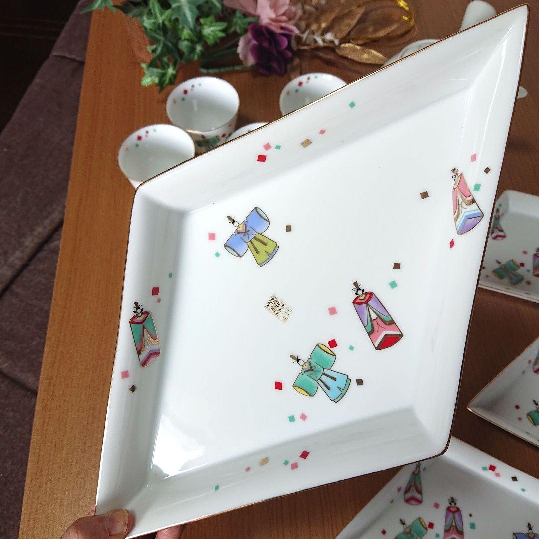 新品未使用品【庫山窯】前畑陶器、ひな祭り食器１２点セット、湯飲み、急須