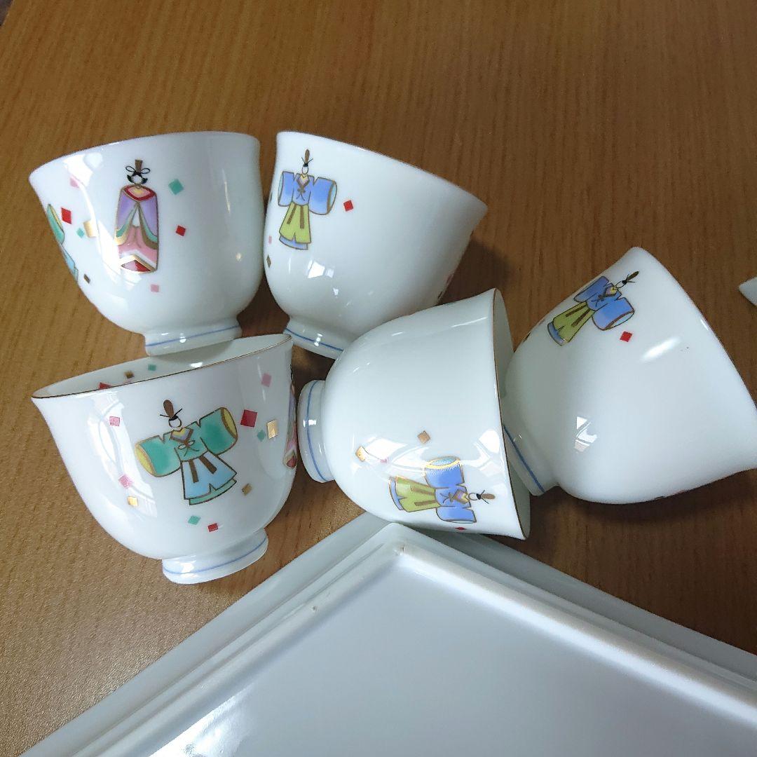 新品未使用品【庫山窯】前畑陶器、ひな祭り食器１２点セット、湯飲み、急須