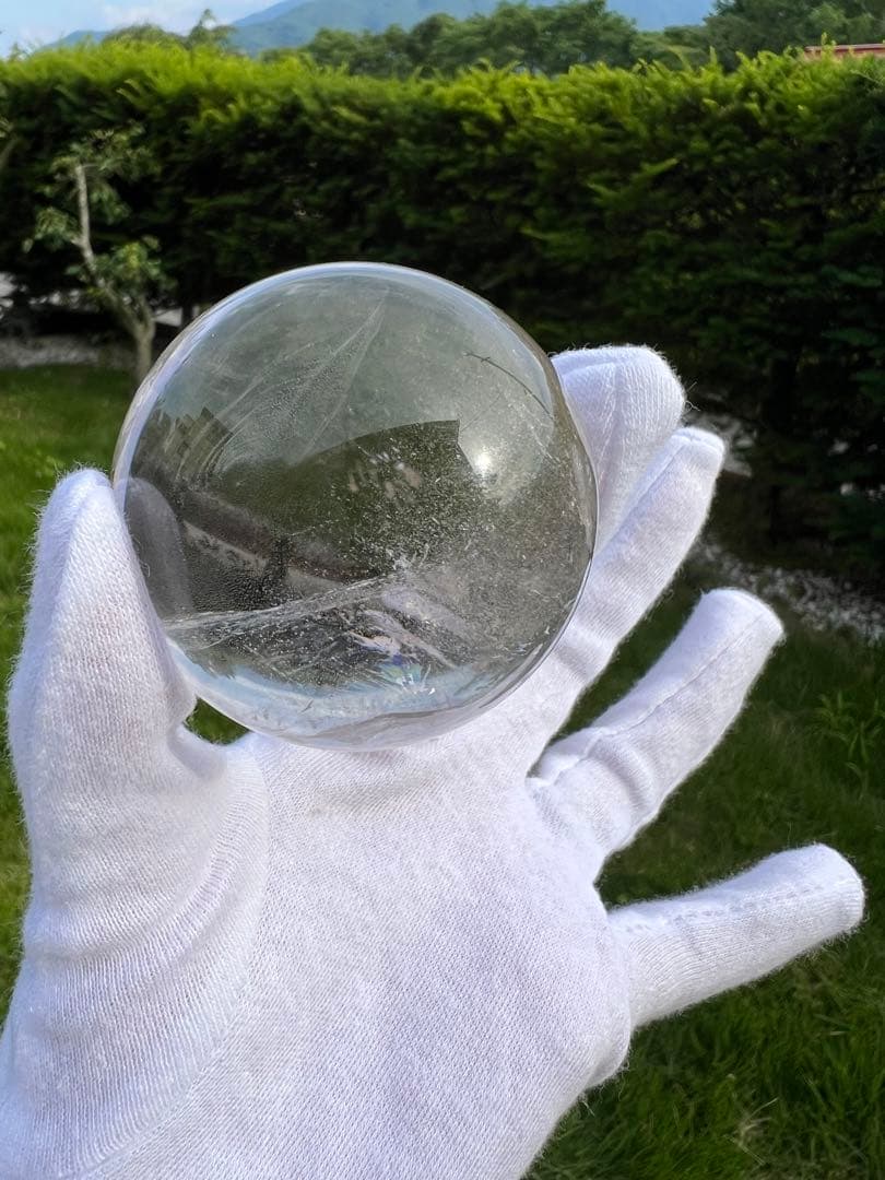 185 ブラジル産　水晶　丸玉　約58mm 【台座付き】