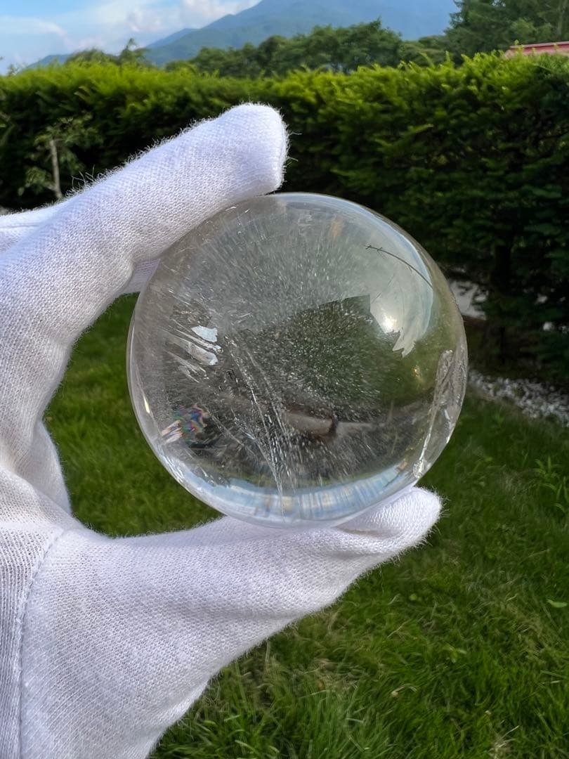 185 ブラジル産　水晶　丸玉　約58mm 【台座付き】