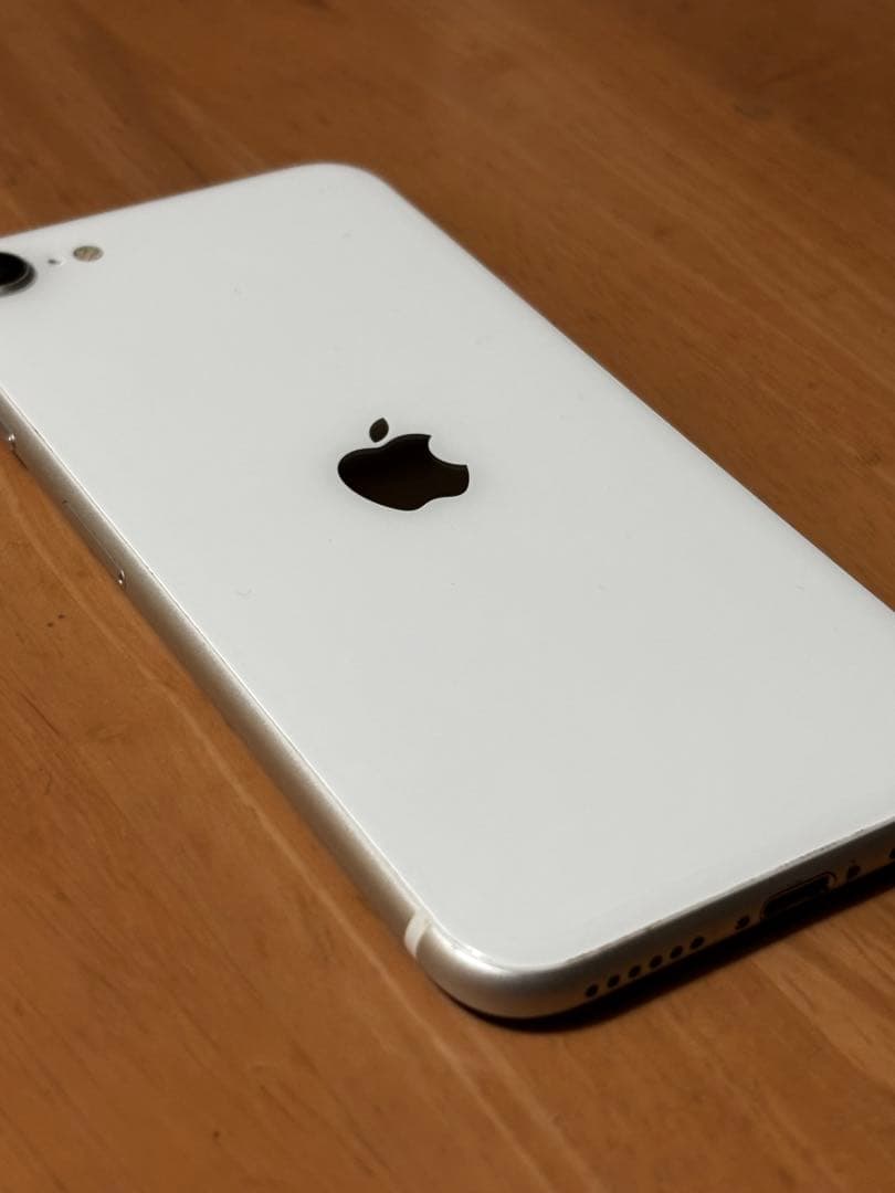 iPhone SE (第2世代) 本体
