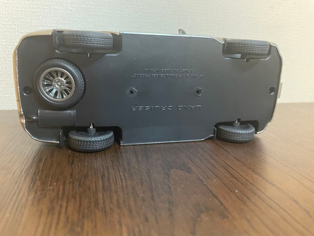 1/30 色見本　ミニカー　店頭展示用　非売品　ランクル