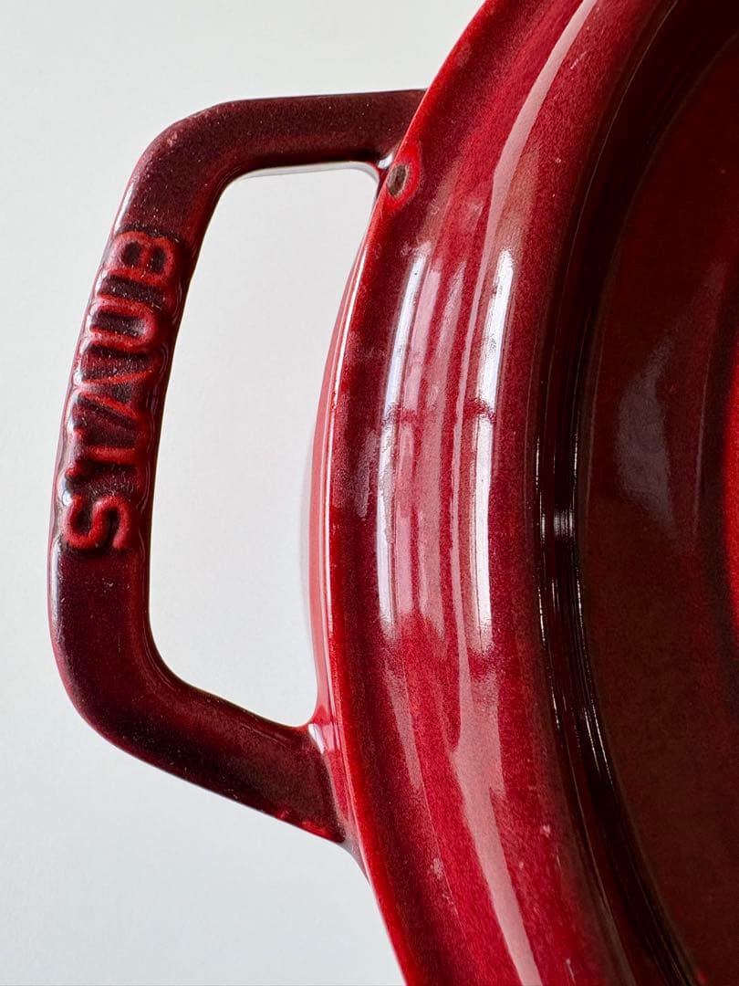 ❤︎期間限定7/13迄❤︎staub ピコ ココット ラウンド グレナディンレッド