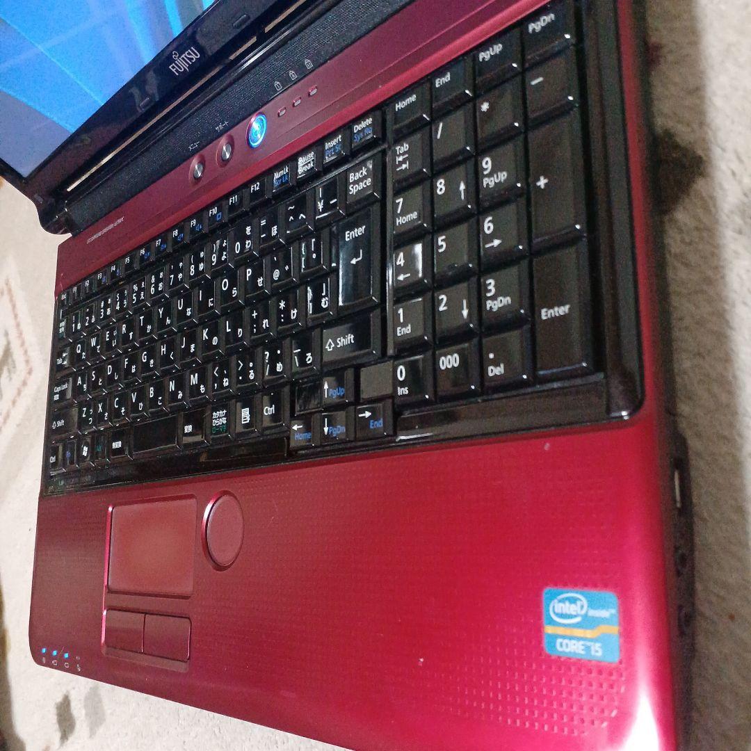 富士通 LIFEBOOK AH56/D