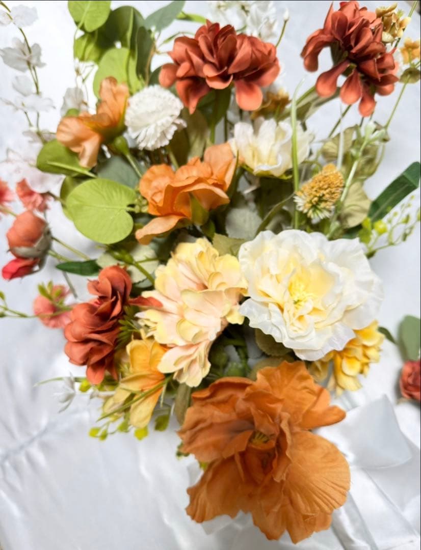 ウェディング　アーティフィシャルフラワーブーケブートニアセット