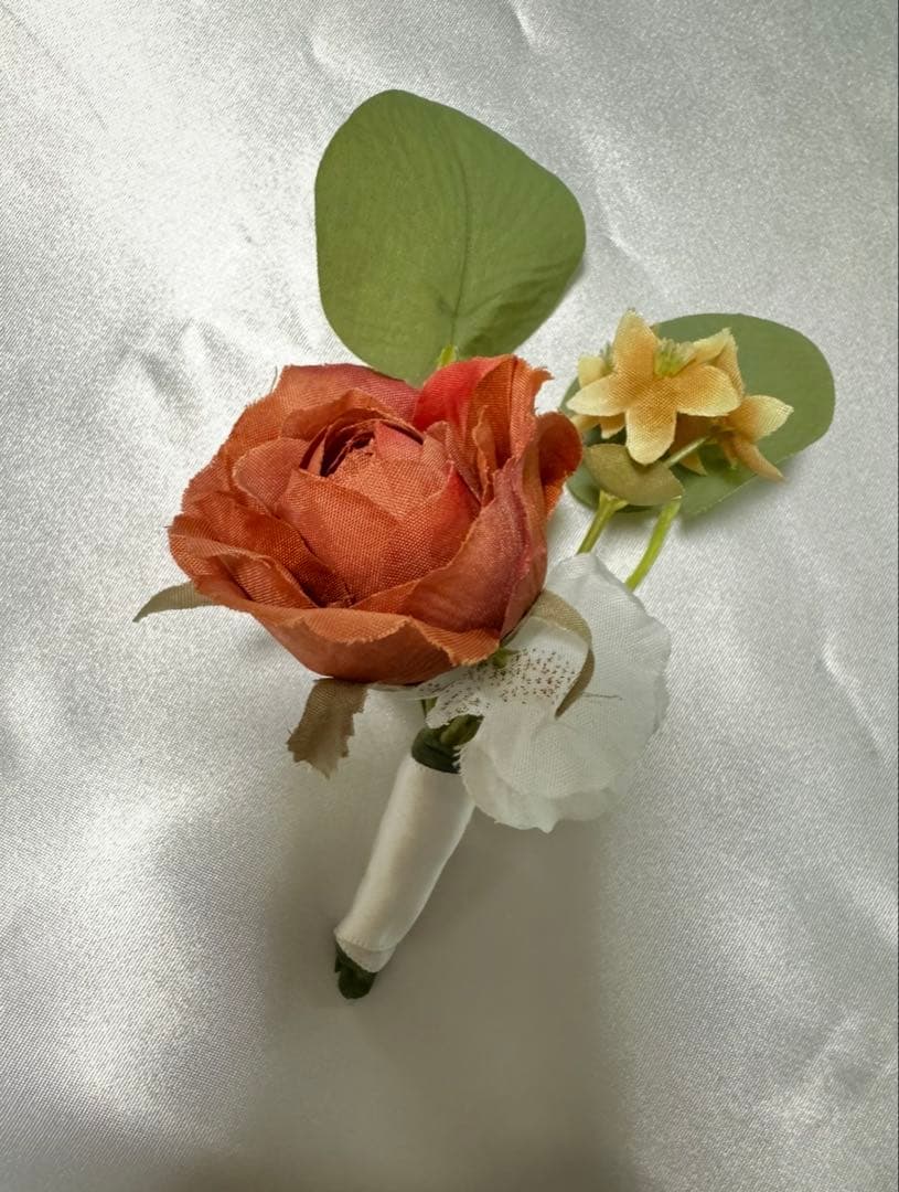 ウェディング　アーティフィシャルフラワーブーケブートニアセット