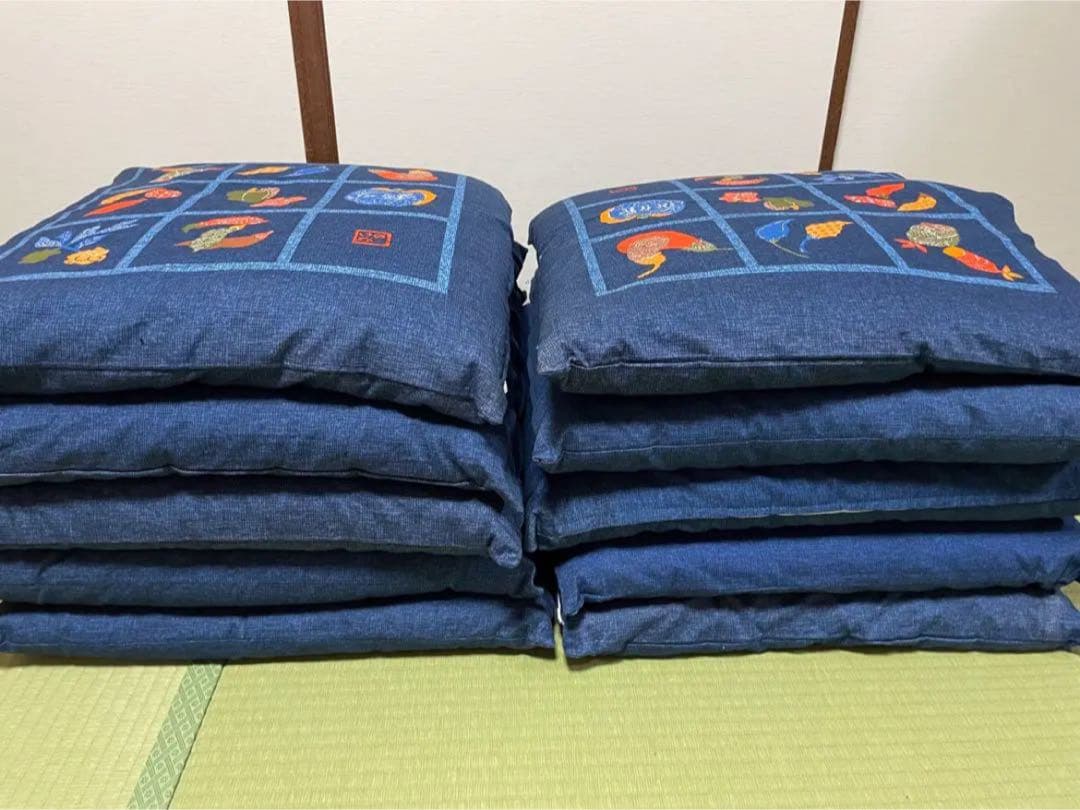 座布団10枚セット（座布団袋付き）　52cm×50cm
