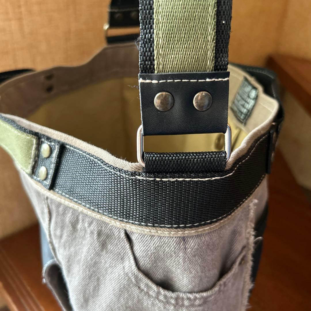 デニムリメイク　ショルダーバッグ　ミリタリー　アーミー　カモフラージュ