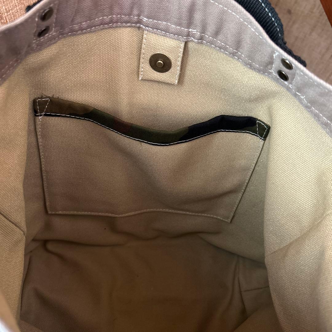 デニムリメイク　ショルダーバッグ　ミリタリー　アーミー　カモフラージュ