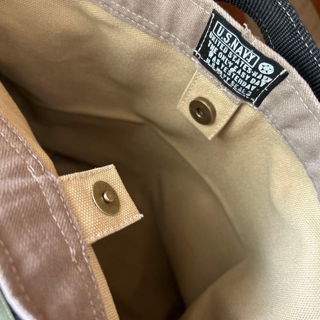 デニムリメイク　ショルダーバッグ　ミリタリー　アーミー　カモフラージュ