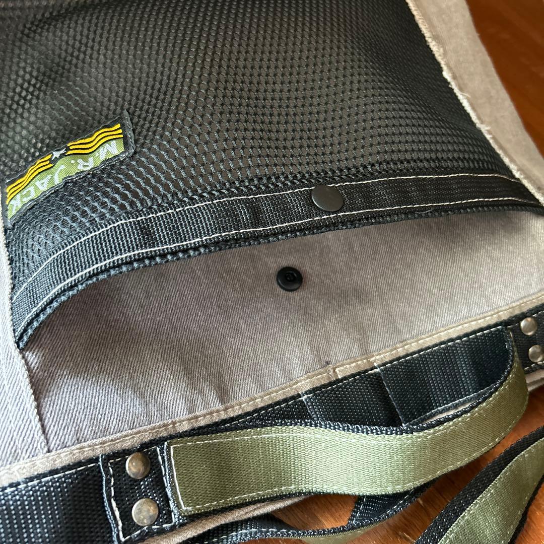 デニムリメイク　ショルダーバッグ　ミリタリー　アーミー　カモフラージュ