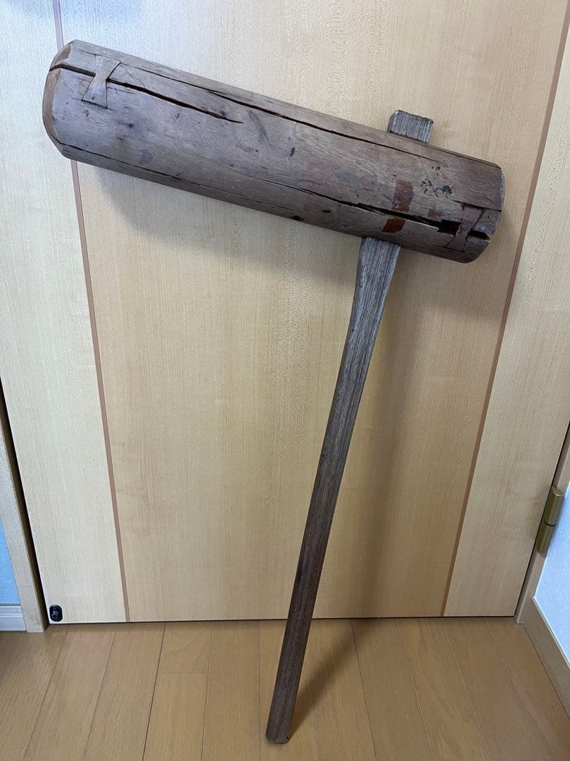 餅つき用の杵（きね）