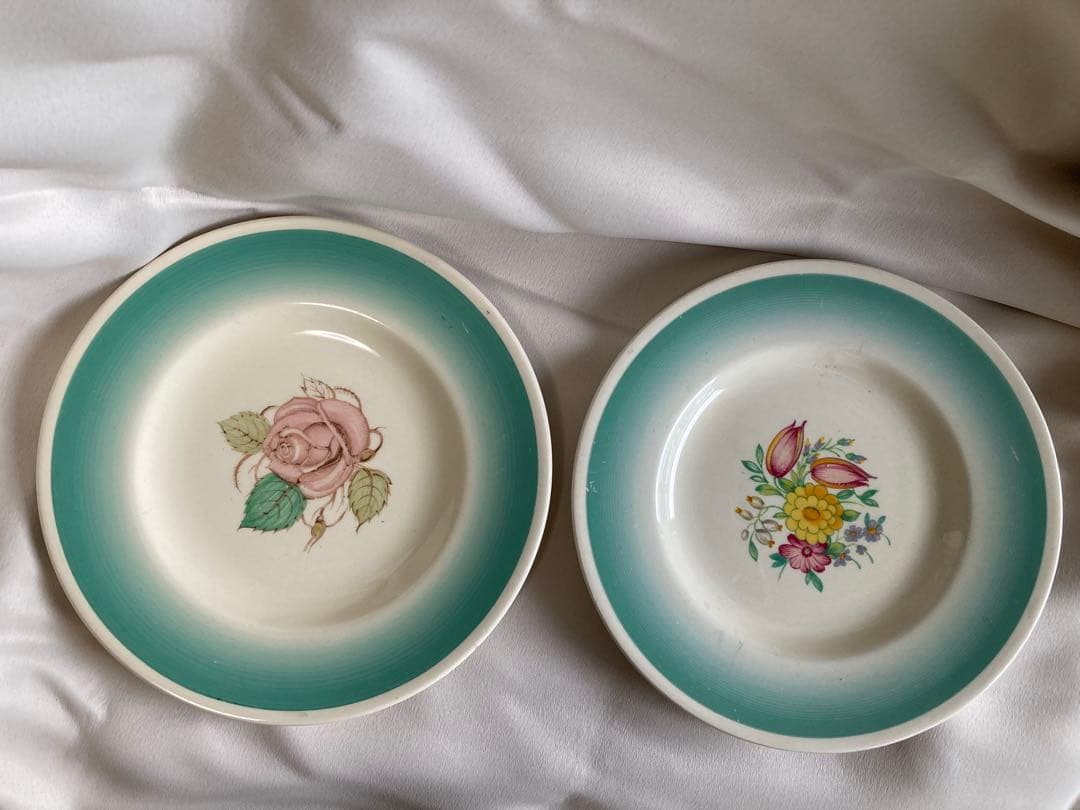 スージークーパー　ケーキ皿2枚