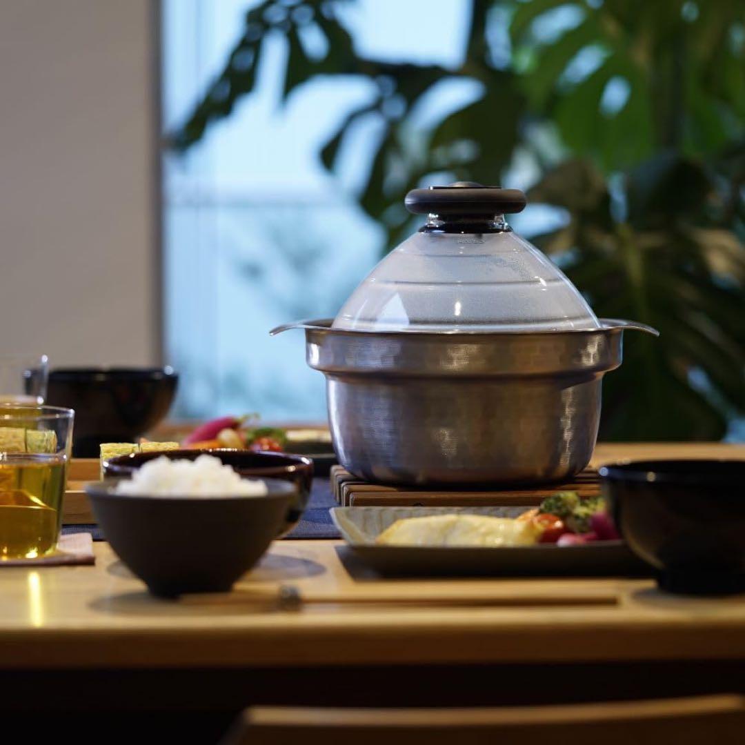 新品未使用　HARIO(ハリオ) ご飯釜 雪平 IH対応 1~3合用 シルバー