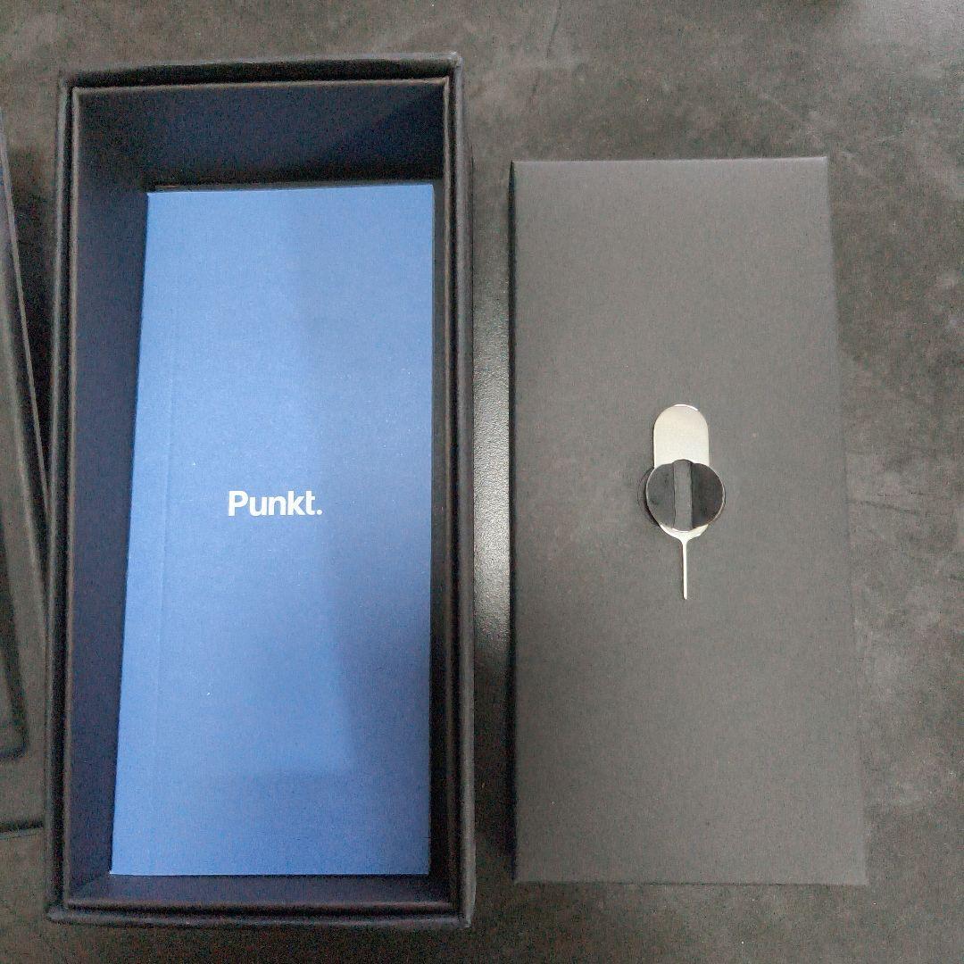 携帯電話本体 Punkt. MP02