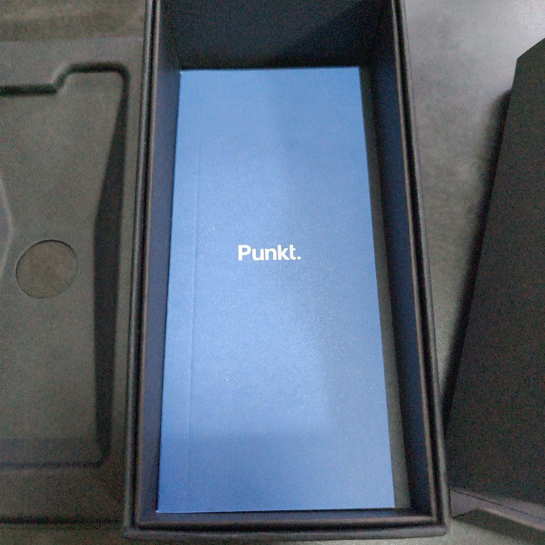 携帯電話本体 Punkt. MP02