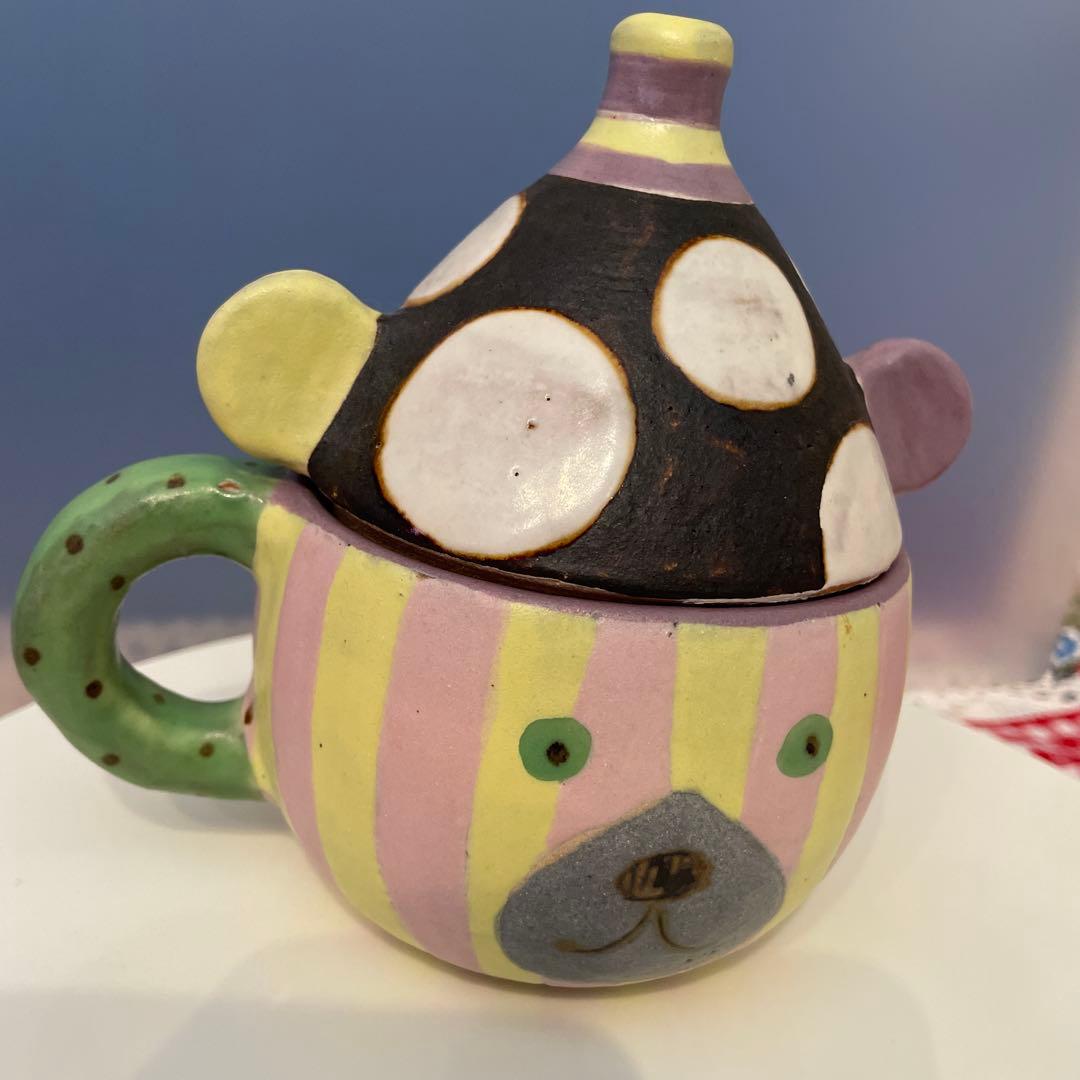 小林美風さん　水玉帽子が可愛い蓋つきマグカップ　スープカップ　ピンクイエロー