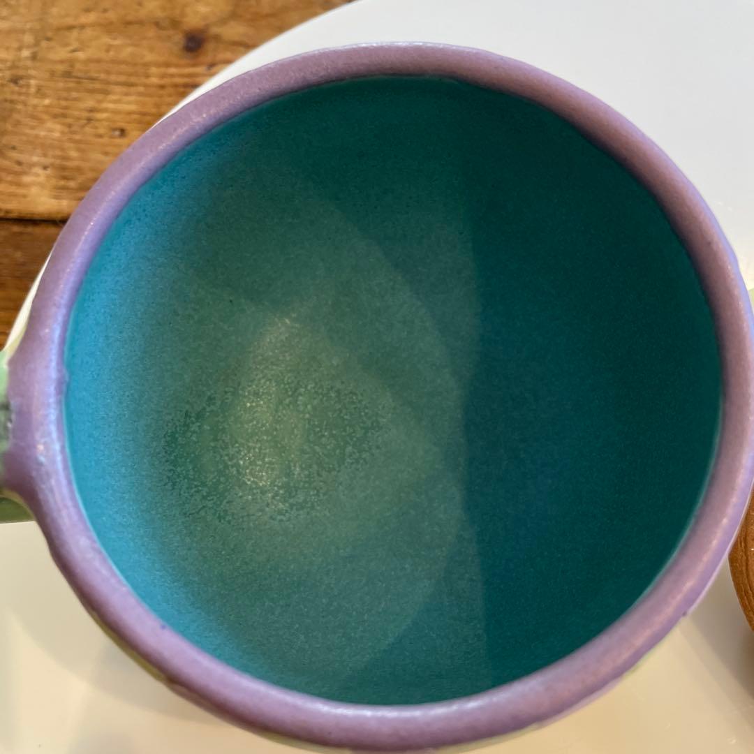 小林美風さん　水玉帽子が可愛い蓋つきマグカップ　スープカップ　ピンクイエロー