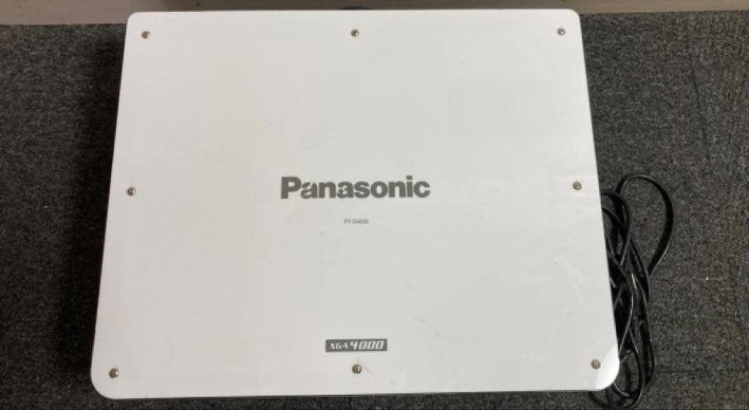 Panasonic PT-D4000 ⭐️4000ルーメン　ランプ使用各468時間