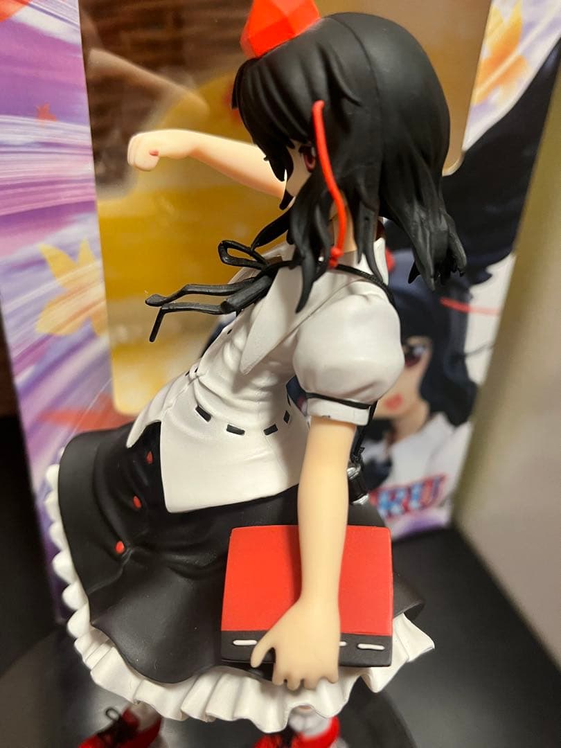 射命丸文、上白沢慧音フィギュア2点セット