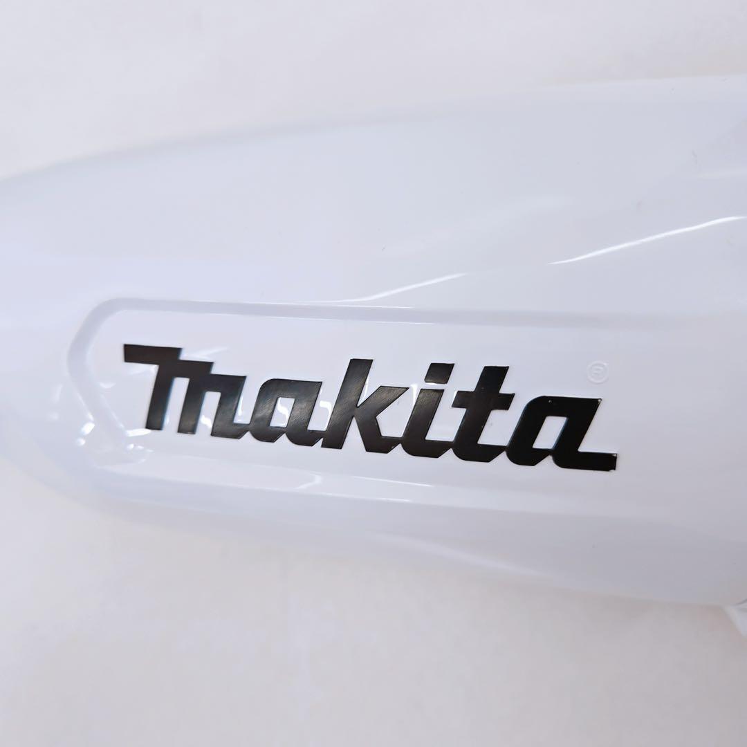 makita 充電式クリーナ CL108FD ホワイト
