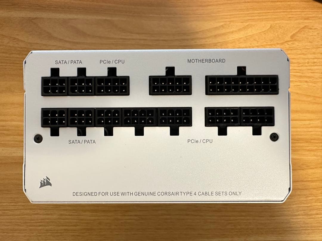 Corsair RM850 フルモジュラー電源