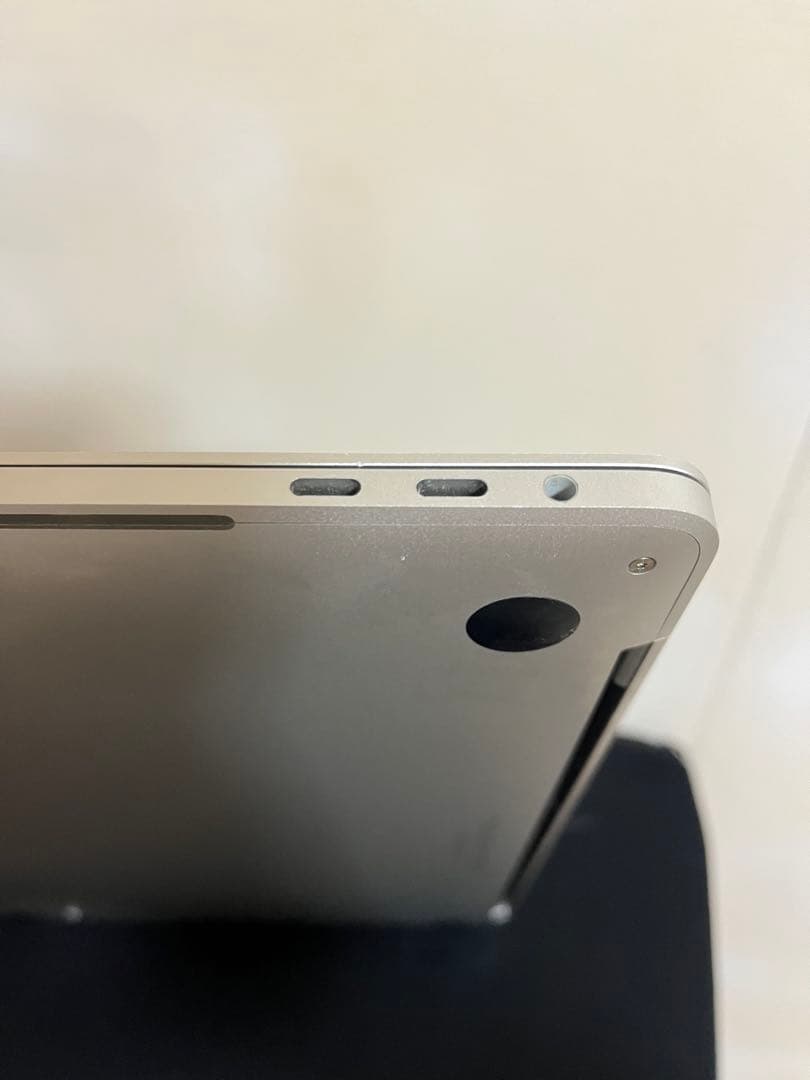 MacBook Pro 2017 13インチ 16GB 256GB