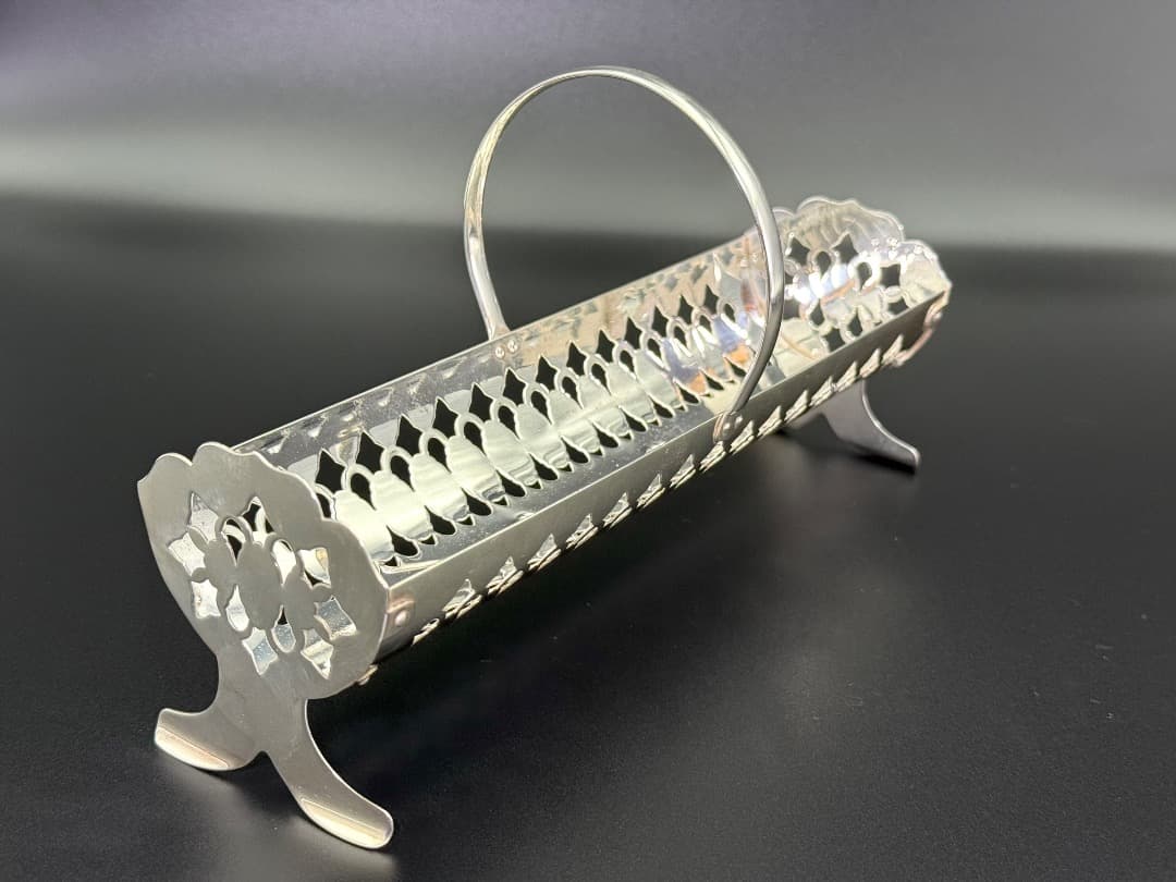 英国アンティーク Yeoman Plate 銀メッキ ナプキンホルダー／トレイ