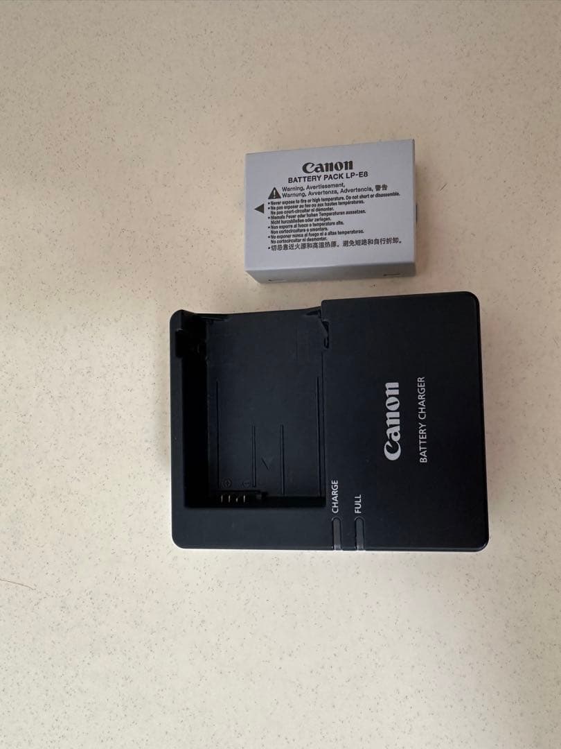 Canon EOSkiss5 デジタル一眼レフ レンズ2本付き