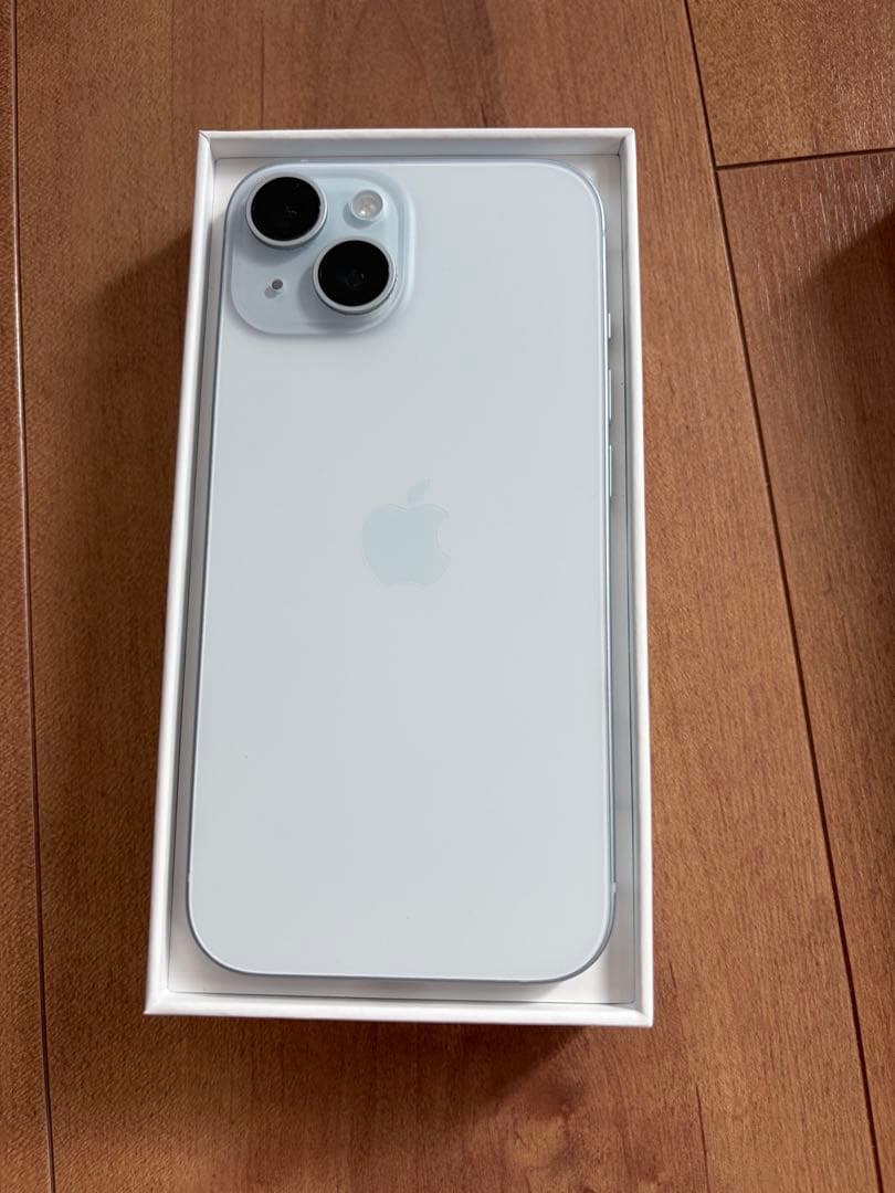 iPhone 15 256GB ブルー　本体