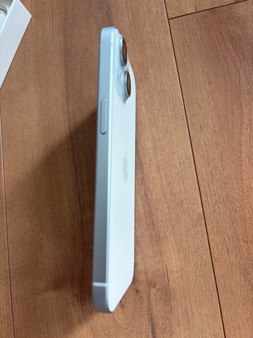 iPhone 15 256GB ブルー　本体