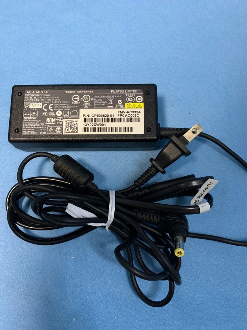 富士通/6th i3/Win11Pro/Office2021/新SSD/8GB⑧