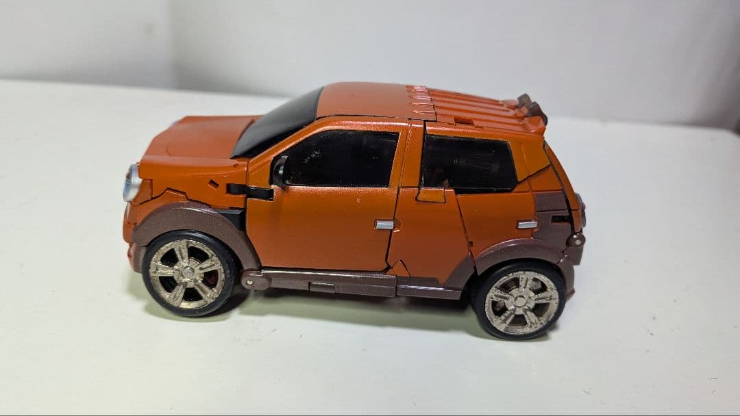 UNIQUETOYS DUMBER トランスフォーマー マッドフラップ似 MP