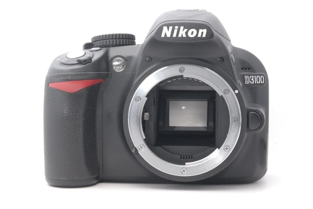 Nikon D3100 ダブルレンズキット　難ありですが美品 　動作確認済み