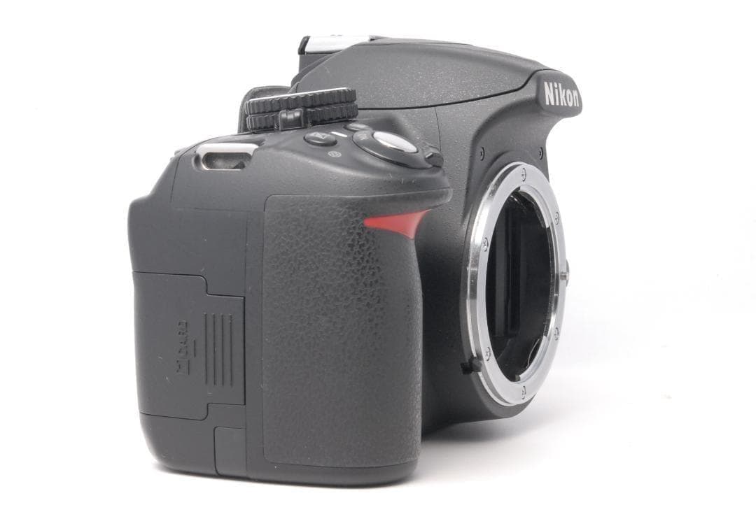 Nikon D3100 ダブルレンズキット　難ありですが美品 　動作確認済み