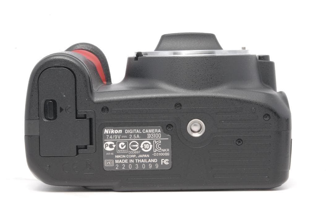 Nikon D3100 ダブルレンズキット　難ありですが美品 　動作確認済み