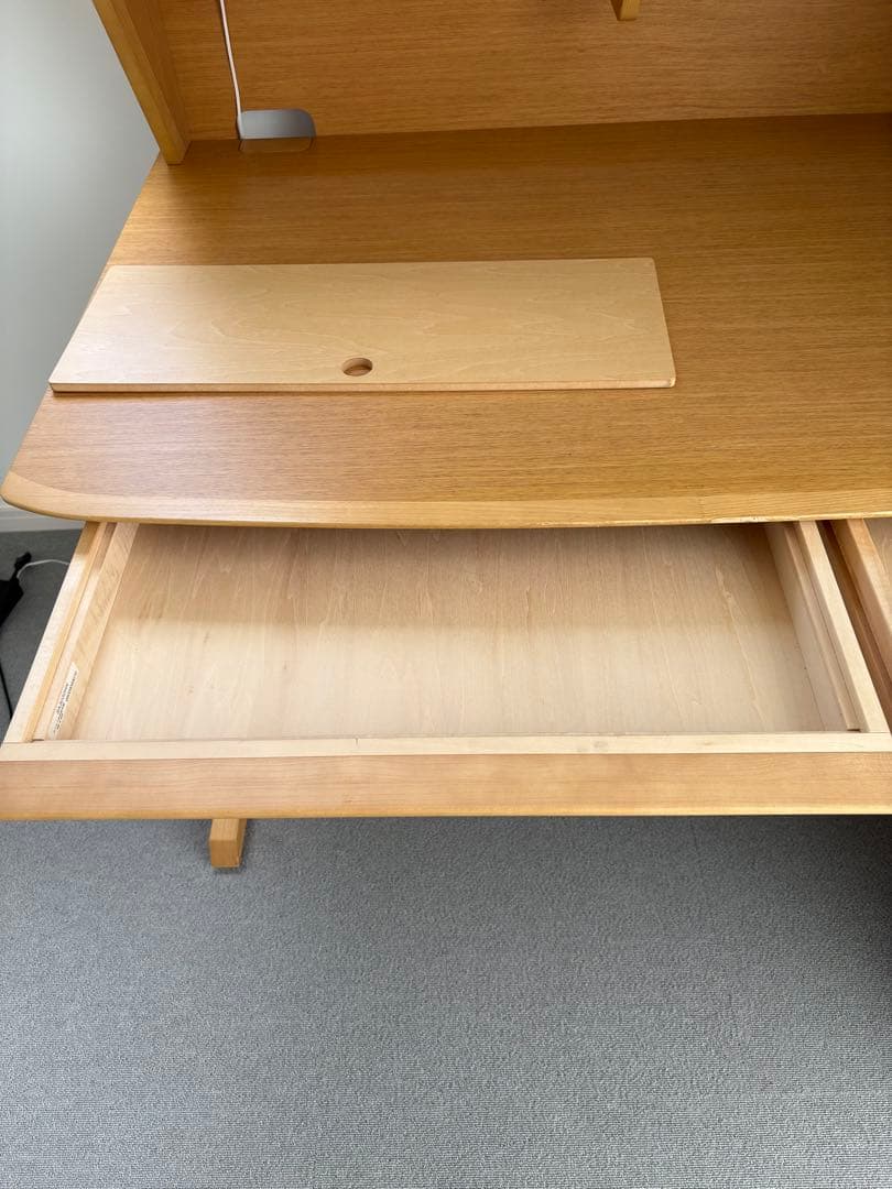 karimoku 学習机 LEDライト付き