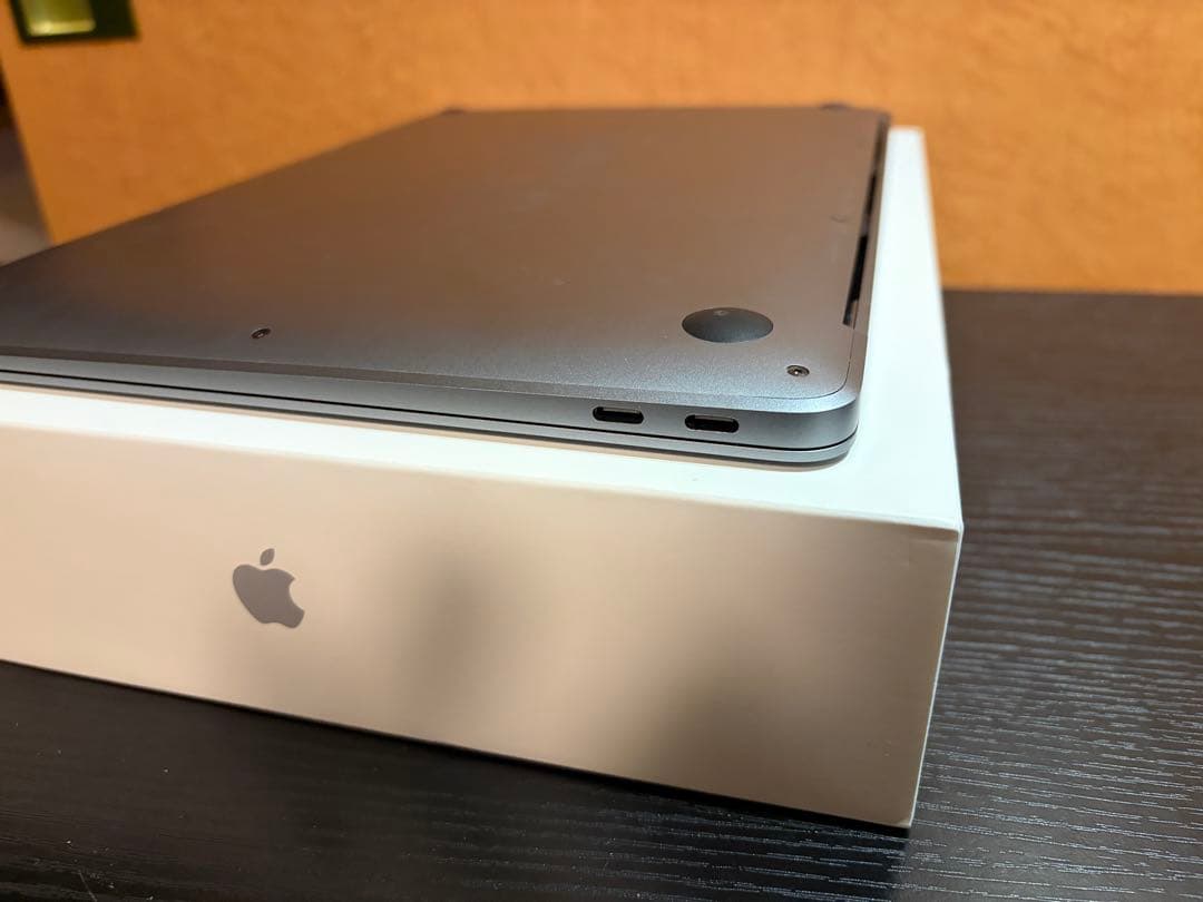 2022年購入M1 MacBookAir 8GB 256GB 13インチ