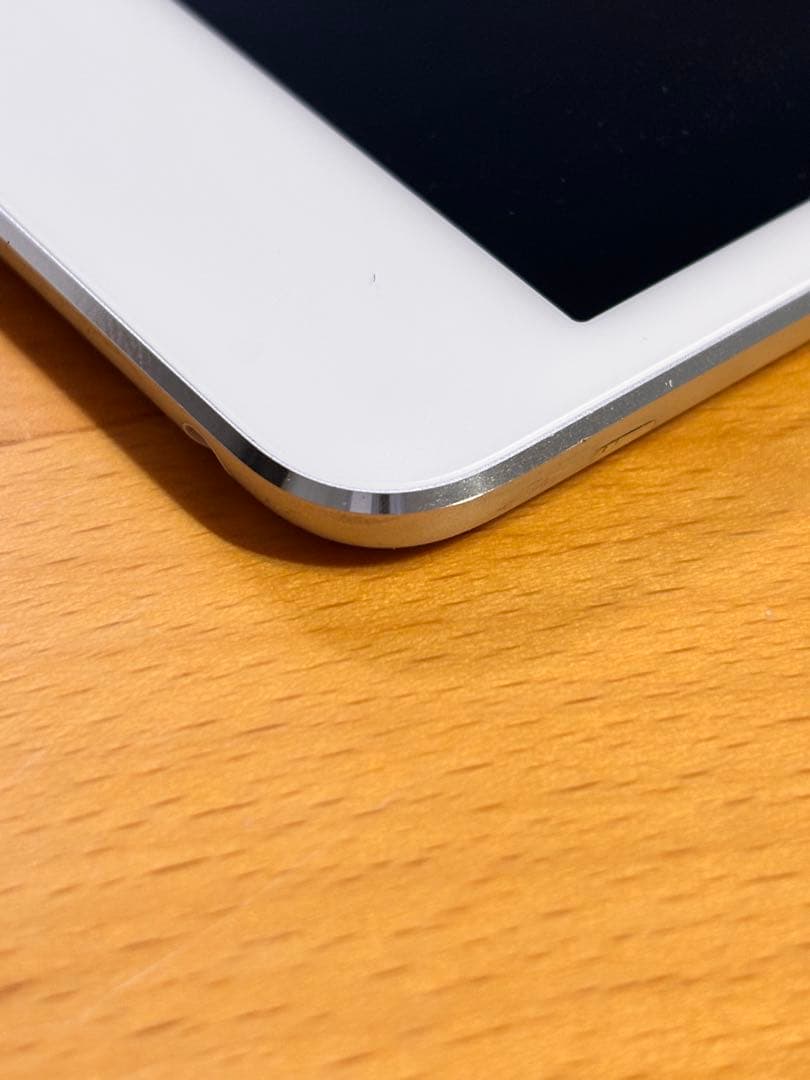 iPad mini 第4世代 Wi-Fiモデル　128GB