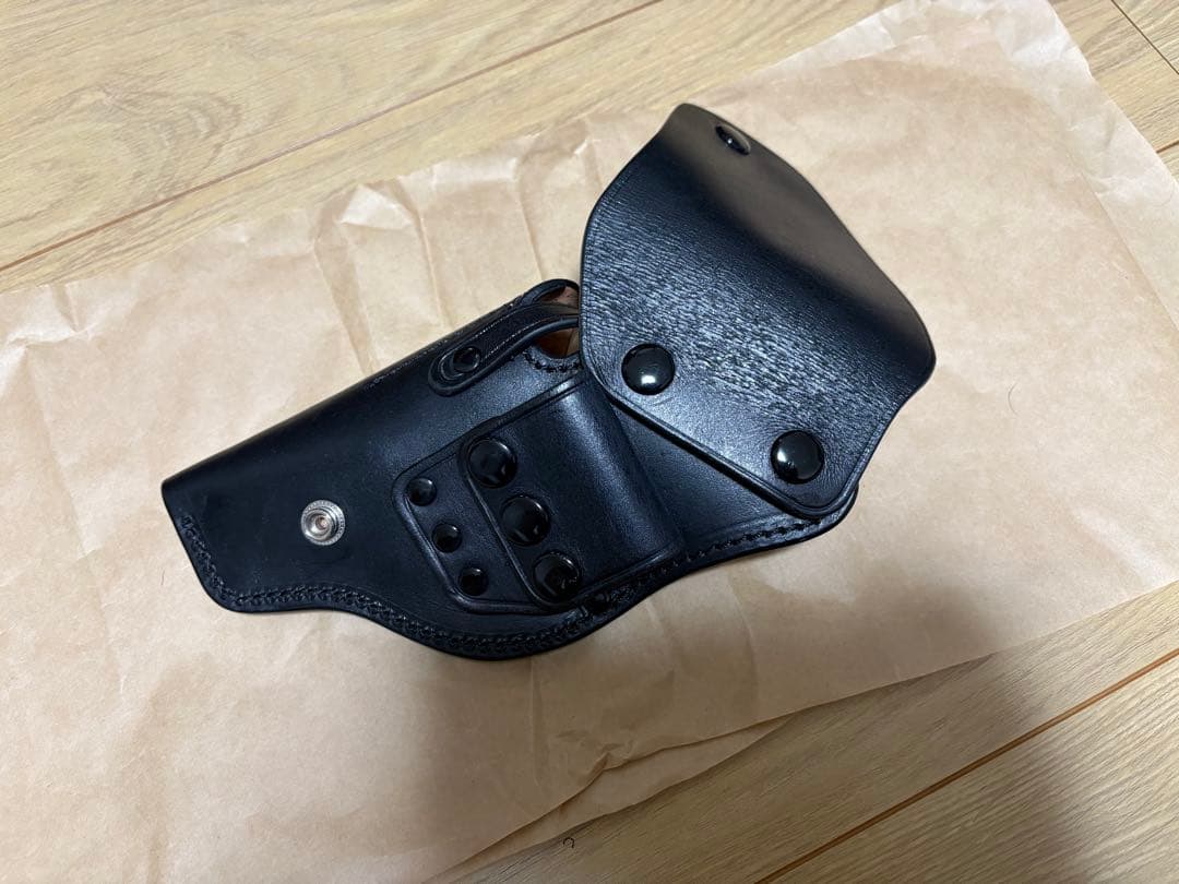 警察 ホルスター