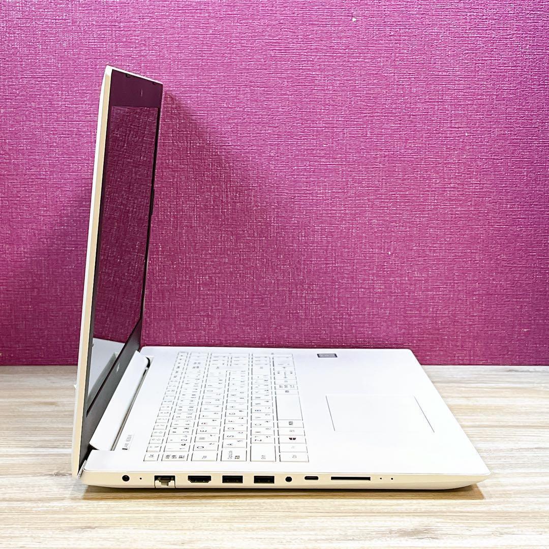 Win11✨Core i3✨メモリ4GB✨DVD✨大画面15.6型✨すぐ使える