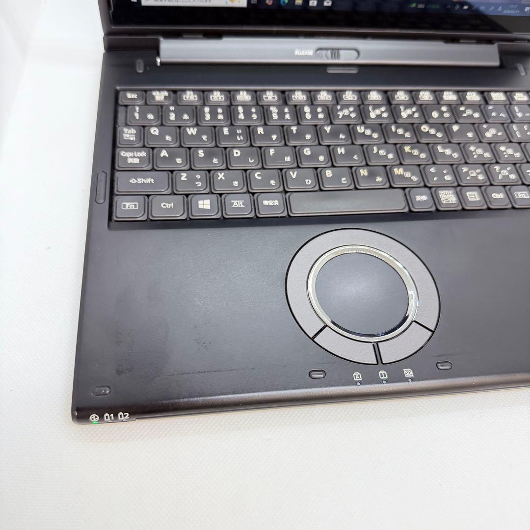 良品 パナソニックの超軽量2in1 PC「Let's note CF-XZ6」