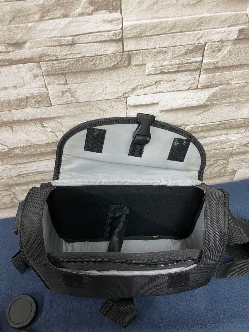 オリンパス　OLYMPUS OM-D E-M5 デジタル一眼レフ　セット売り