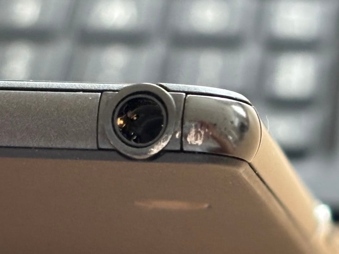 SONY SO‐05G Xperia z4 Tablet BKB50 タブレット