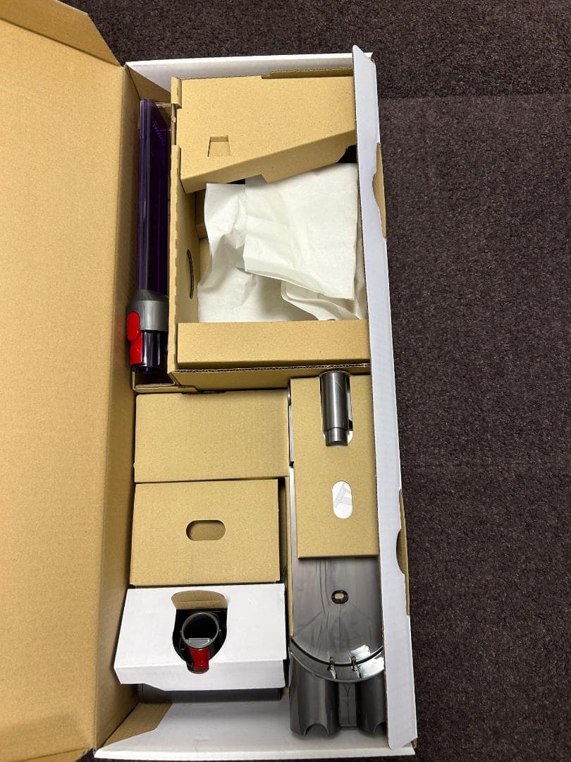 Dyson V8 Slim Fluffy+ スティッククリーナー