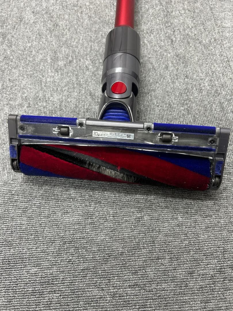 Dyson V8 Slim Fluffy+ スティッククリーナー