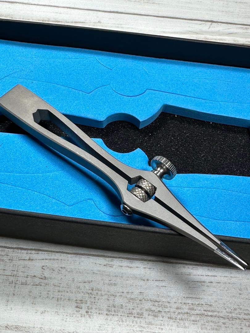 アジャスタブル目打ち(ピッチ調節目打ち)